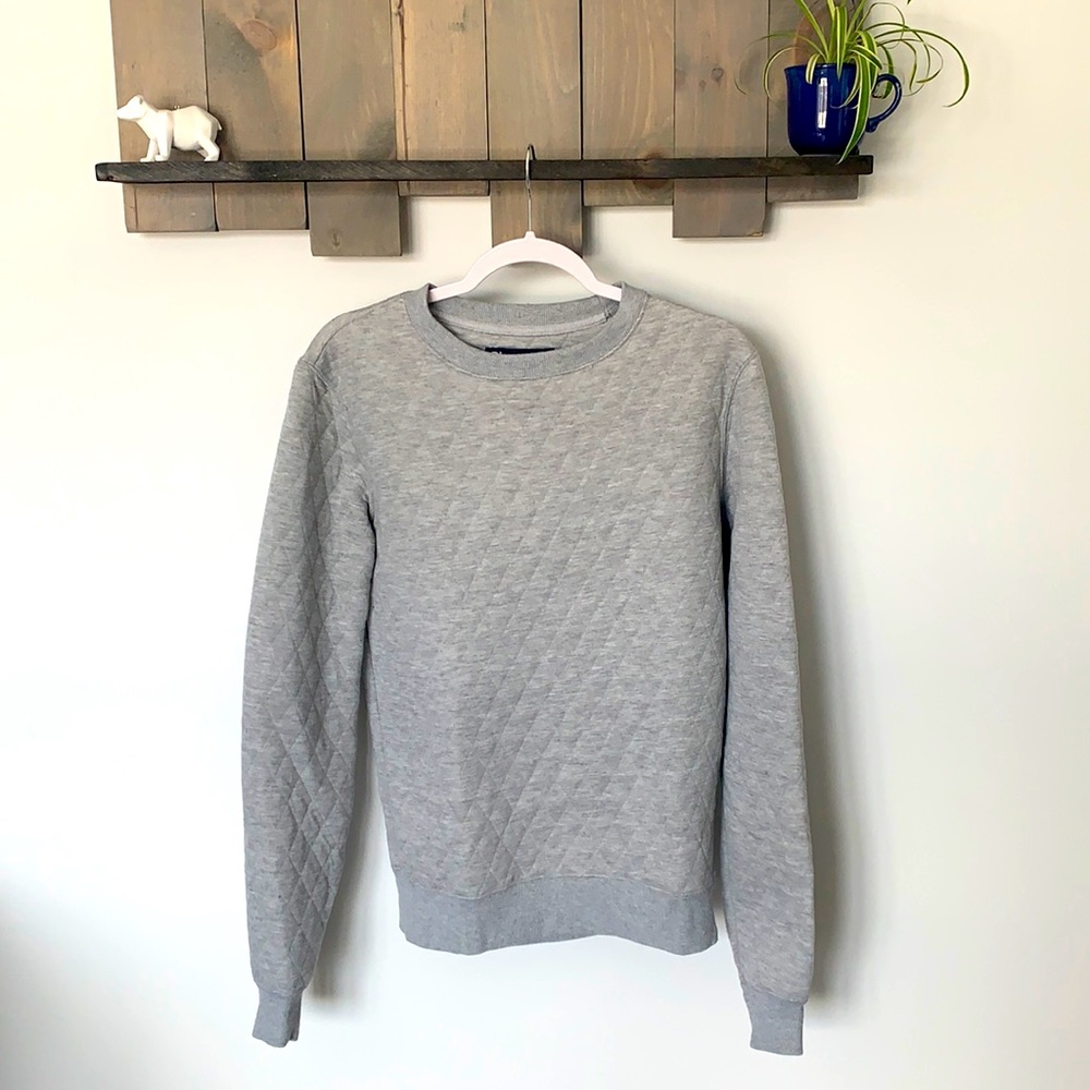 Crewneck sweater